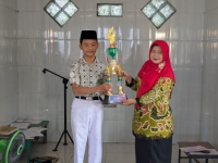 Raih Juara 1, Zidni Wakili MTs Negeri 1 Brebes di Khitobah Competition MAN IC Pekalongan