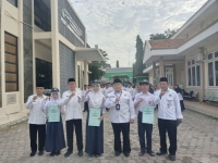Siswa MTsN 1 Brebes Terima Beasiswa Kemenag Cerdas, Prestasi Menginspirasi!